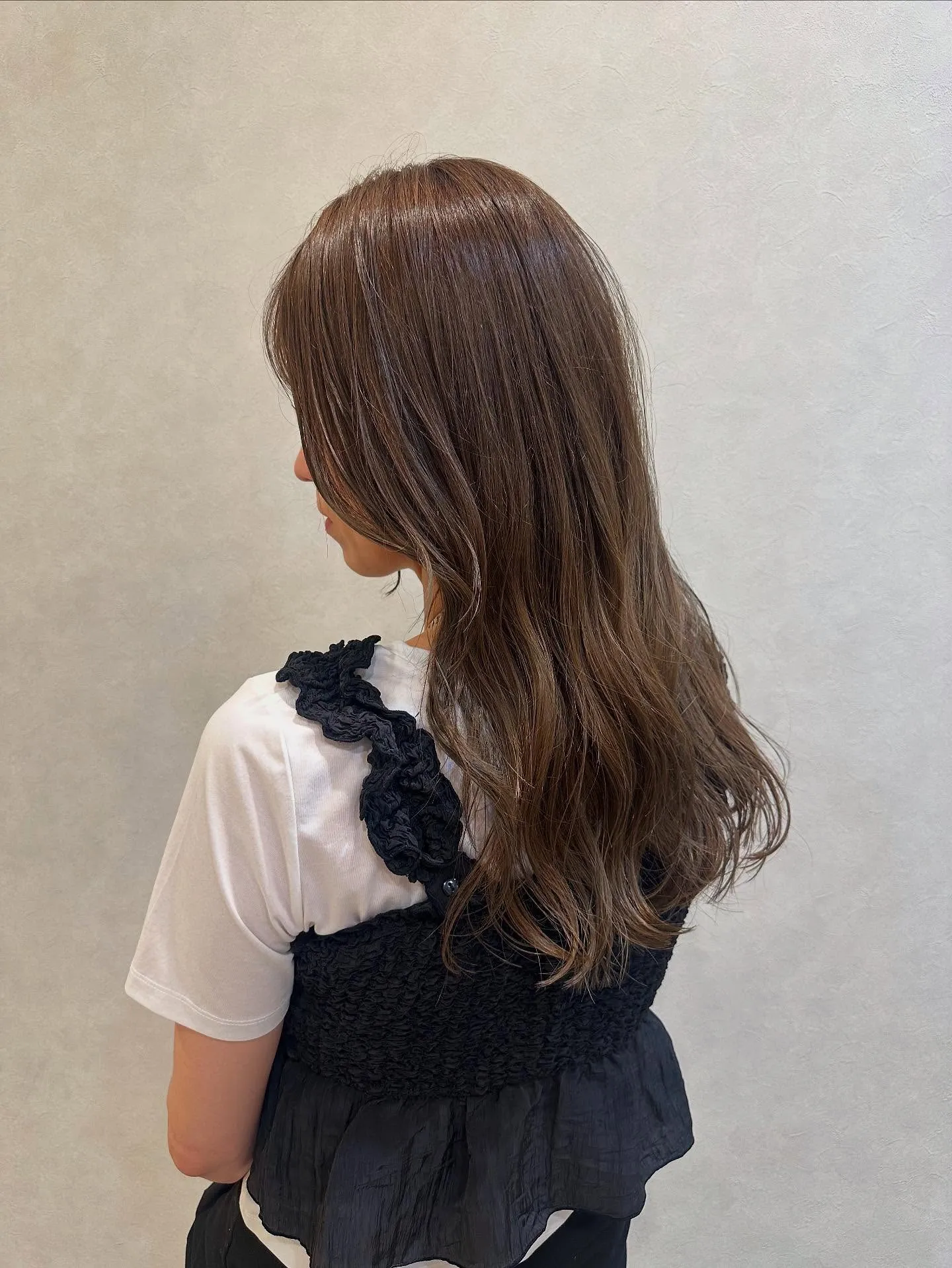 スタッフのカットカラーをさせていただきました😊✨